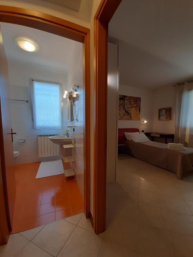 Отель Casa Di Clara Портогруаро Экстерьер фото
